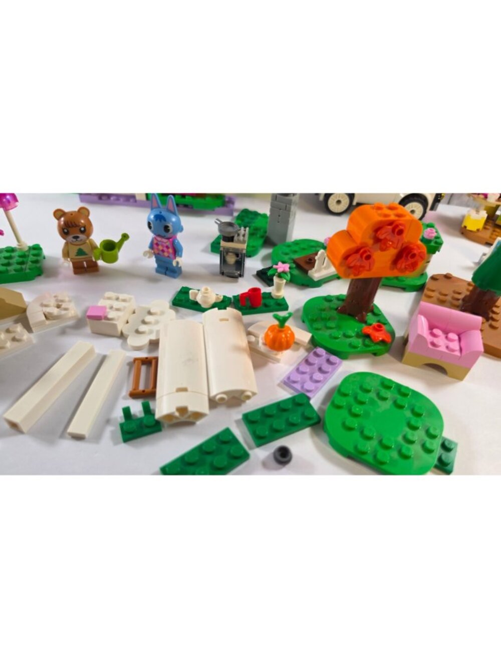 ANIMAL CROSSING LEGO LOT ROSIE HOUSE KK'S CONCERT plaza CAMPER FIGURES MINI FIGS - Picture 8 of 12